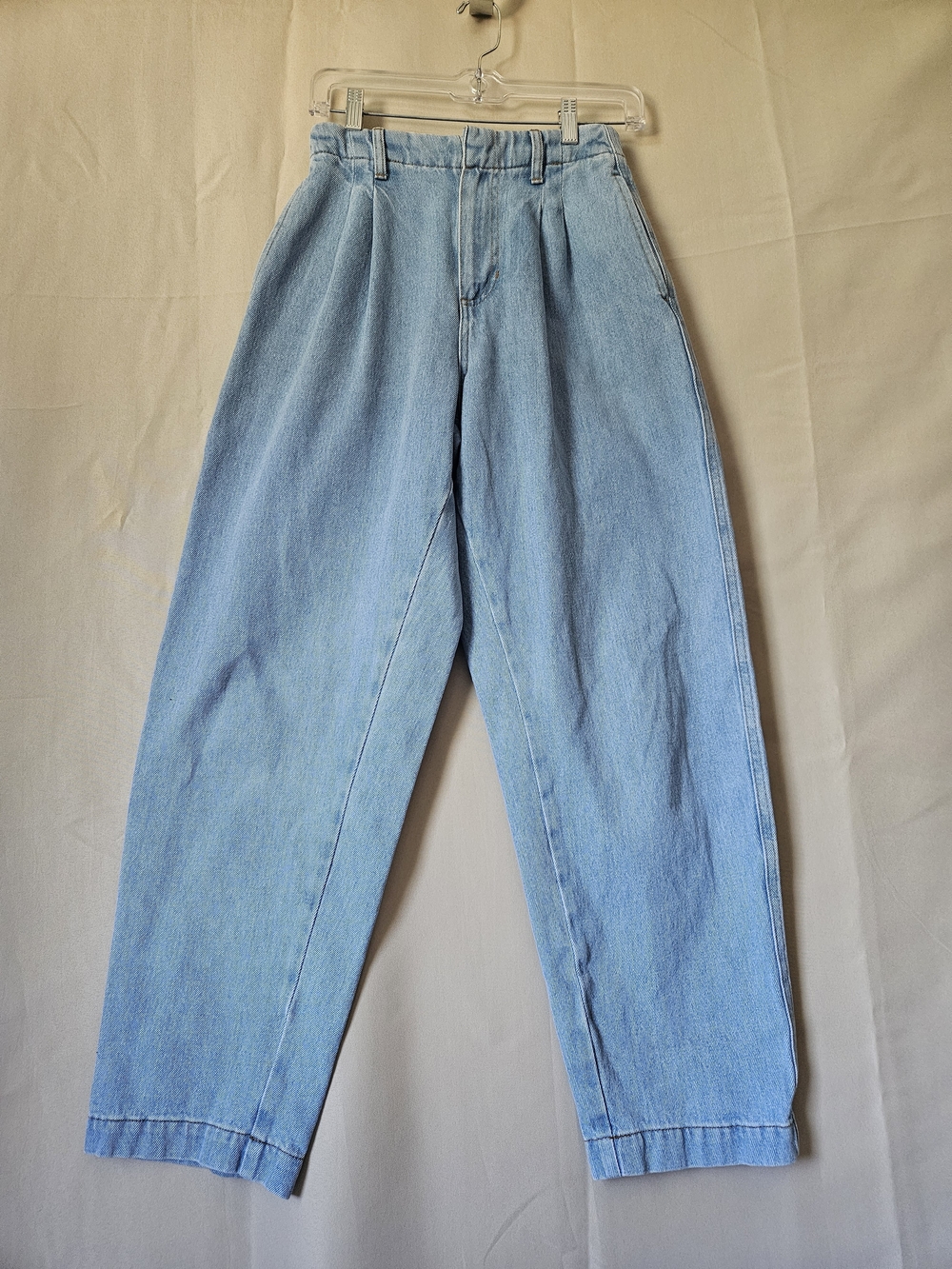 BDG Light Blue High-Rise Pleated Jeans 100%Cotton SizeW26/L32